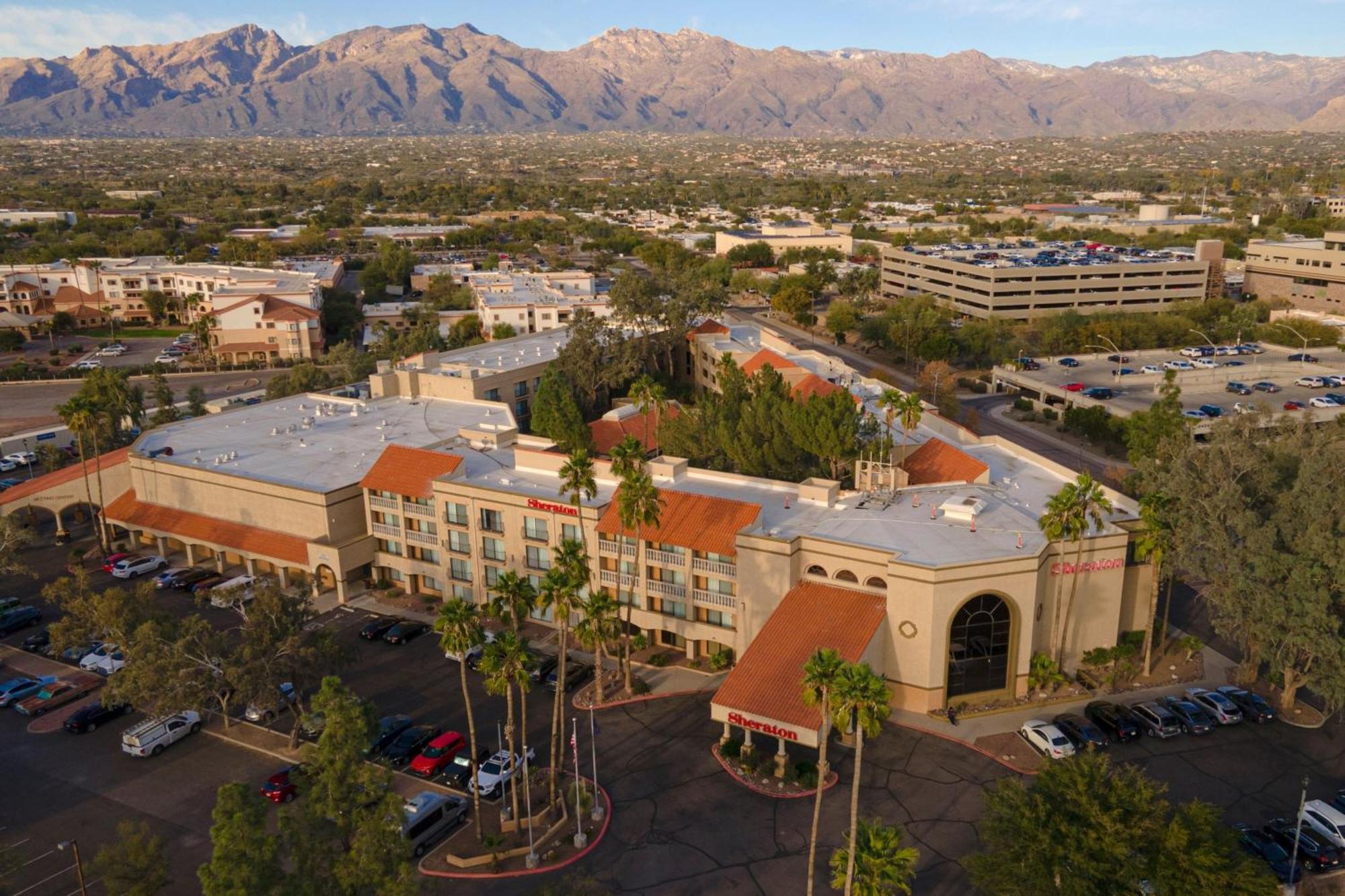 Sheraton Tucson Hotel & Suites Экстерьер фото