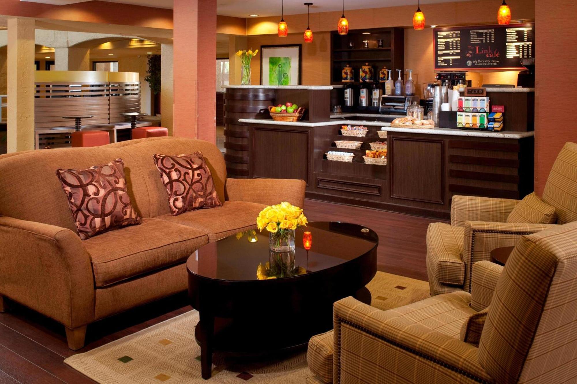 Sheraton Tucson Hotel & Suites Экстерьер фото